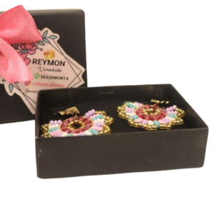 Joyas, gorras, velas aromatizadas, llaveros y mucho más..