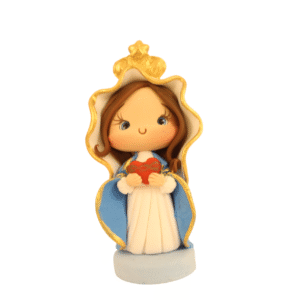 Productos personalizados con técnicas de estampado entre los cuales manejamos: Mugs, cojines, cartucheras, pad mouse, gorros quirúrgicos y lanyards. También manejamos una línea de detalles religiosos en porcelanicron: denarios, rosarios, llaveros denarios, esferas acrílicas con vírgenes y nacimientos.